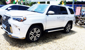 Toyota 4Runner version unlimited